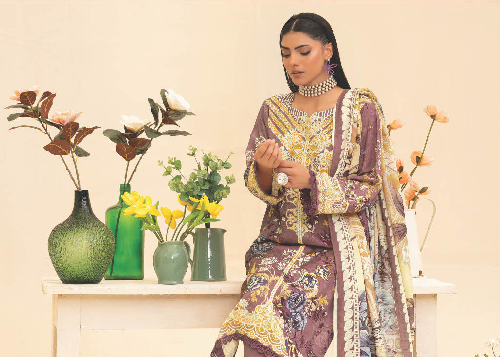 Lavender Floral Embroidered Kurti with Contrasting Dupatta – Elegant and Stylish