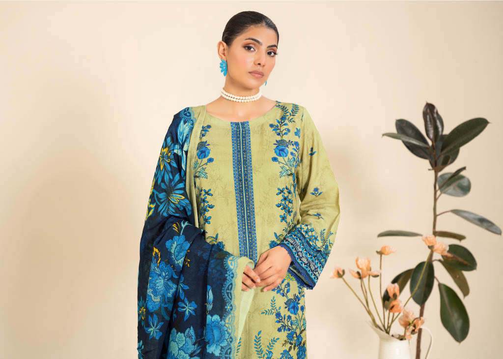 Mint Green Floral Embroidered Kurti with Contrast Dupatta – Fresh and Stylish