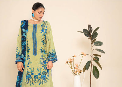 Mint Green Floral Embroidered Kurti with Contrast Dupatta – Fresh and Stylish
